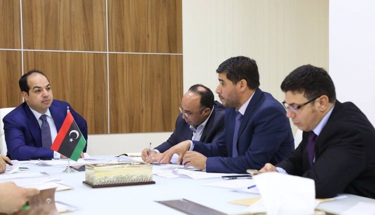 اجتماع نائب رئيس المجلس الرئاسي ووزير الاقتصاد2
