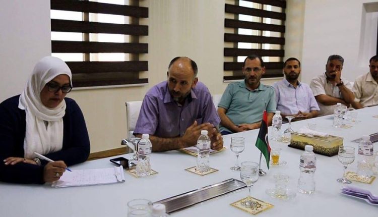 20431421_1779167342374000_170971116411168090_n