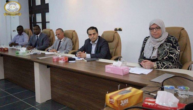 وزير المواصلات يجتمع بمسؤولي الشركة الليبية الأفريقية للطيران2