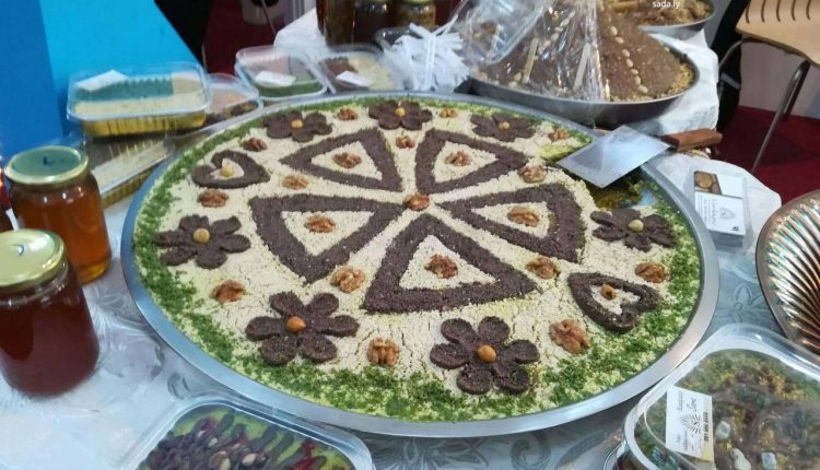 IMG-ac262e045edcef1d37b8f965d071dcde-V